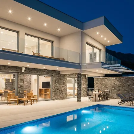 Vila Bellevuekrilo Villa *